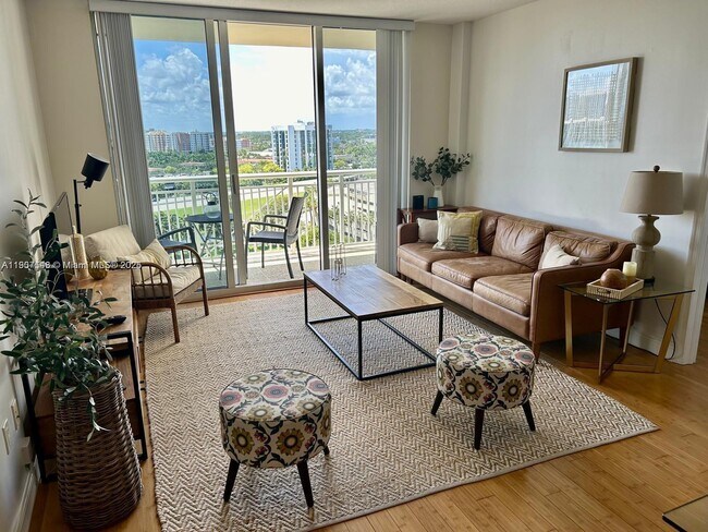 Photo - 19501 W Country Club Dr Unidad 1405