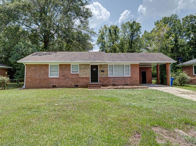 Building Photo - 2864 Hawthorne Dr