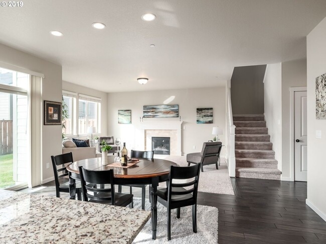 Photo - 4 Bedroom Home on Quiet Street w/Office on Main Level!