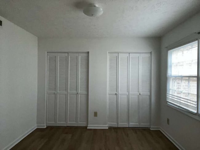 Photo - 1237 Shalom Dr