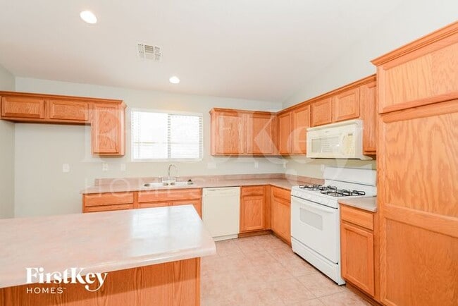 Photo - 13960 W Banff Ln