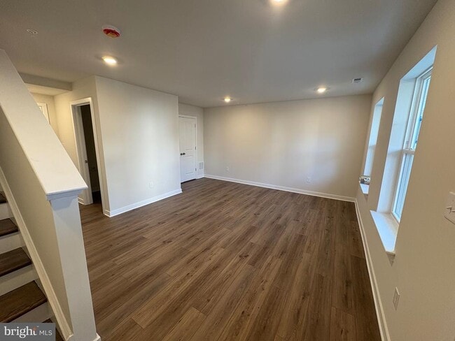 Photo - 25 Atkins Dr