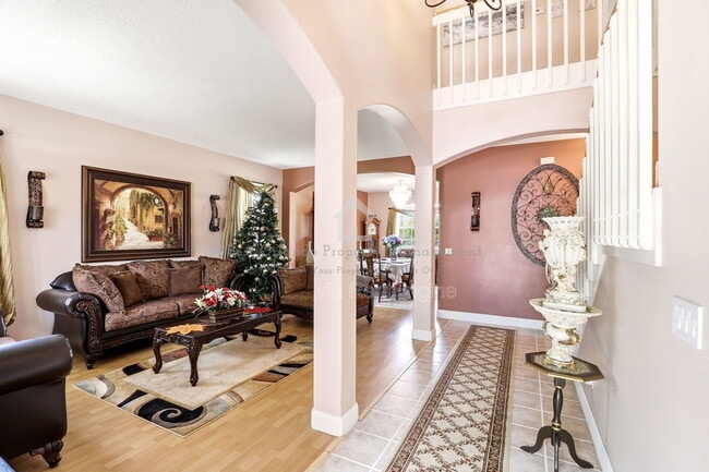 Photo - 824 Lake Biscayne Way