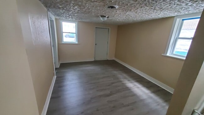Photo - 1921 W Grant St Apartamentos Unidad lower