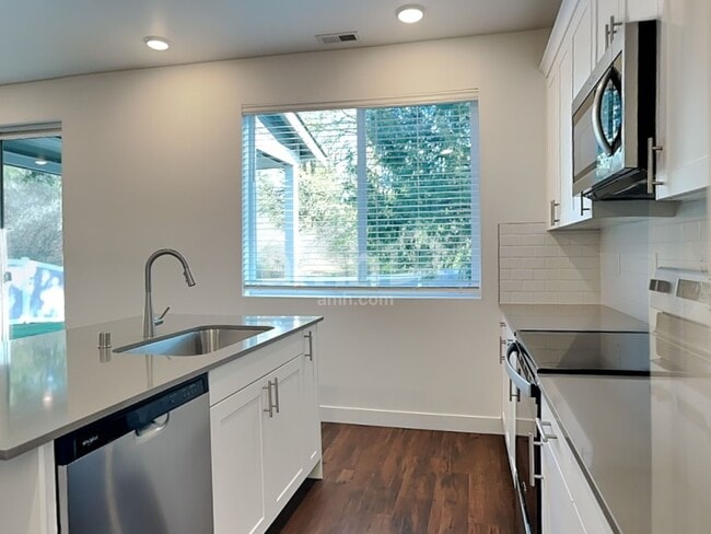 Photo - 7626 Brenden St SW