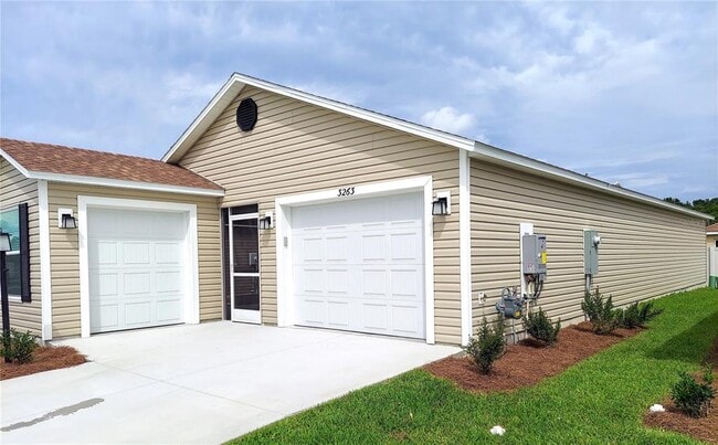 Building Photo - 3263 Sherfinski Ave