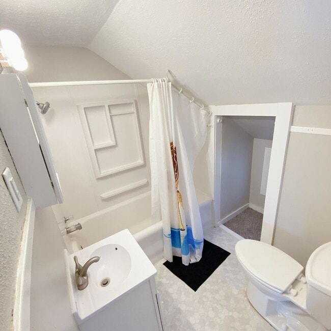 Photo - 1308 Garfield St Unit #2 [Upstairs]