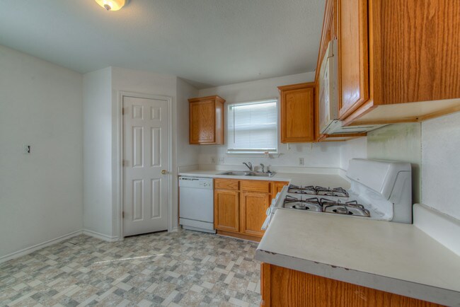 Photo - 8433 Alum Rock Dr