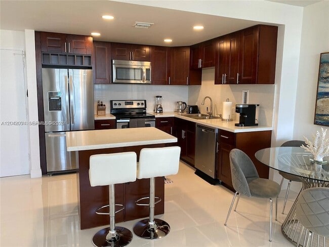 Photo - 3505 S Ocean Dr Unit 606