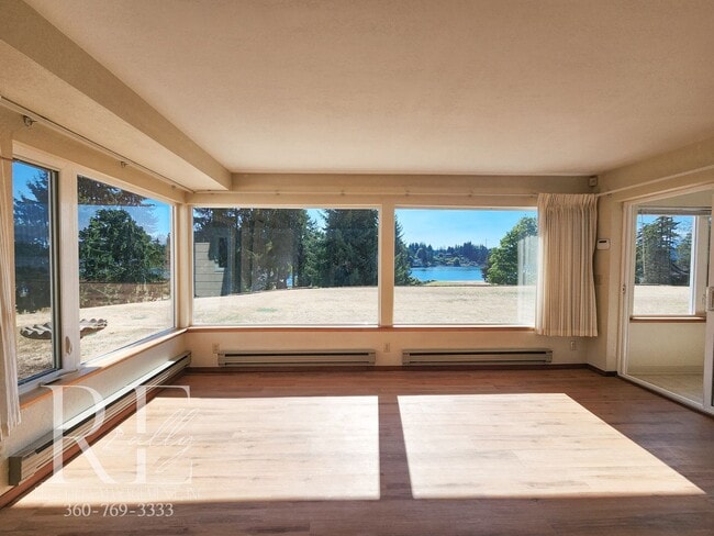 Photo - Quiet Living with Panoramic Dyes Inlet Sun...