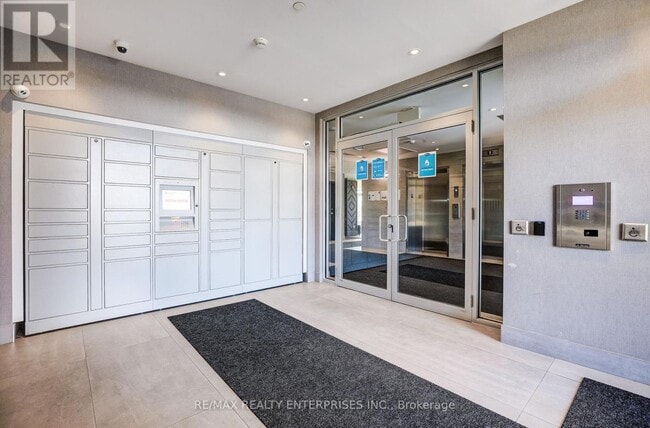 Photo - 200 Lagerfeld Dr Unit 527