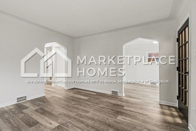 Photo - 11235 Roxbury St
