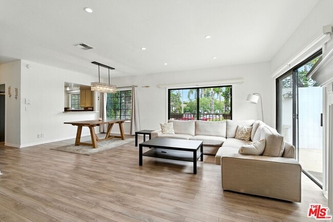 Photo - 1434 19th St