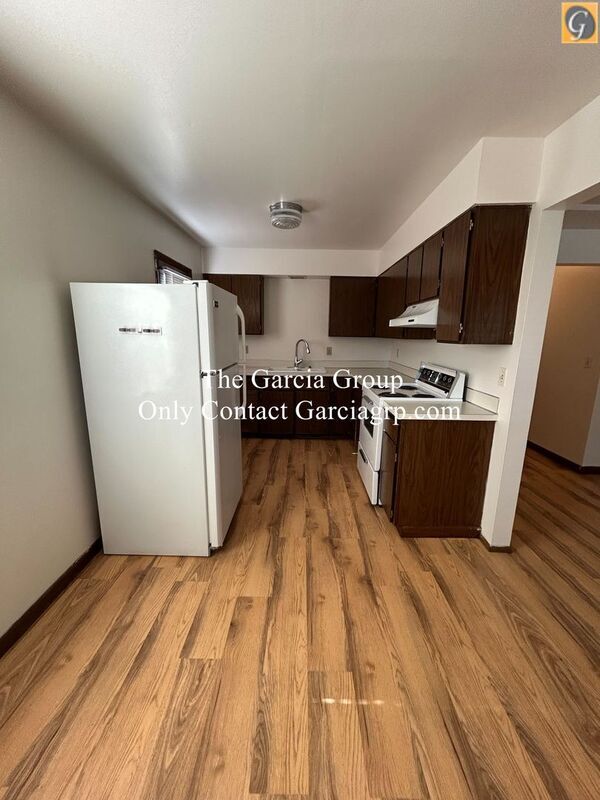 Photo - 7124 SE Lexington St