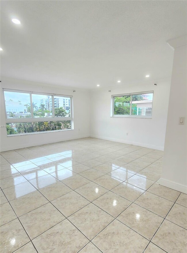 Photo - 1020 94th St Unit 301