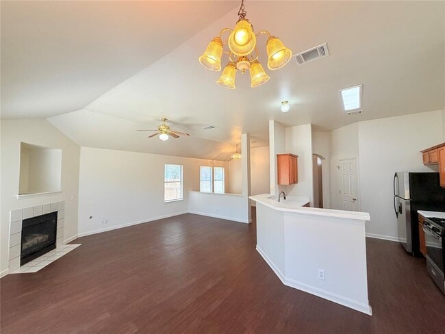 Photo - 124 Estate Cove