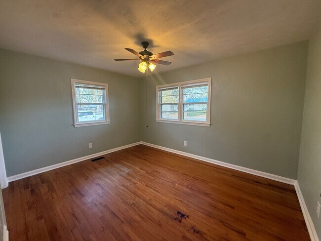 Photo - Freshly Updated 3 Bedroom 1 Bathroom Home in Decatur!