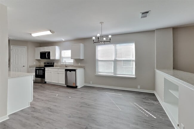 Photo - 11810 Skydale Dr