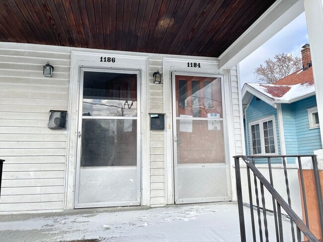 Photo - 1186-1186 W 8th St Unit 1184- UP