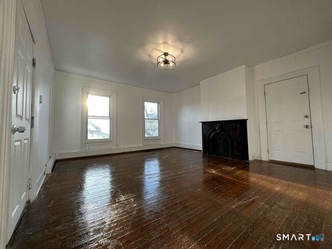 Building Photo - 16 Spaulding St Unit 2A