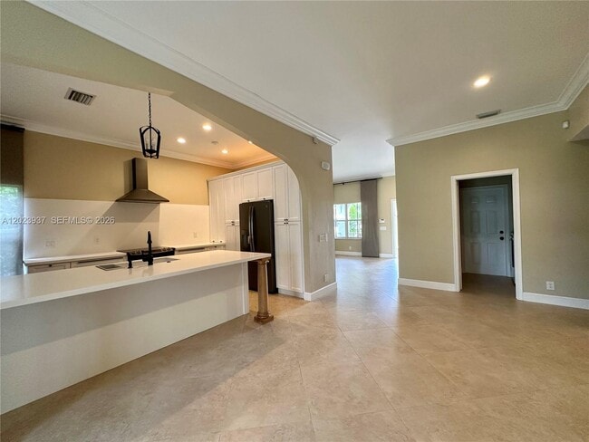 Photo - 953 Tanglewood Cir