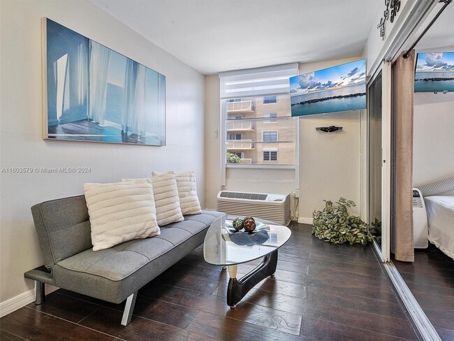 Photo - 710 Washington Ave Condominio Unidad 315