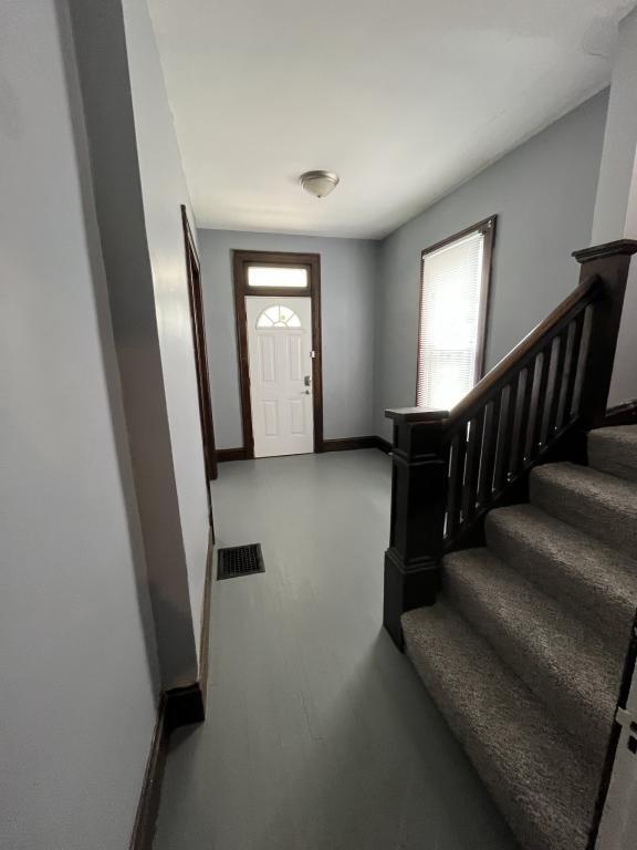 558 Lilley Ave