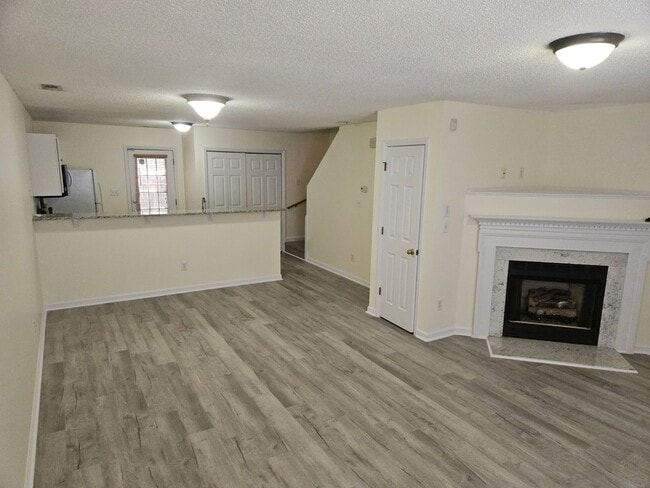 2225 Violet Bluff Ct
