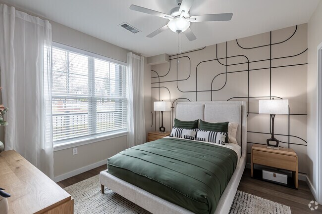 1BR, 1BA - 784SF - Bedroom