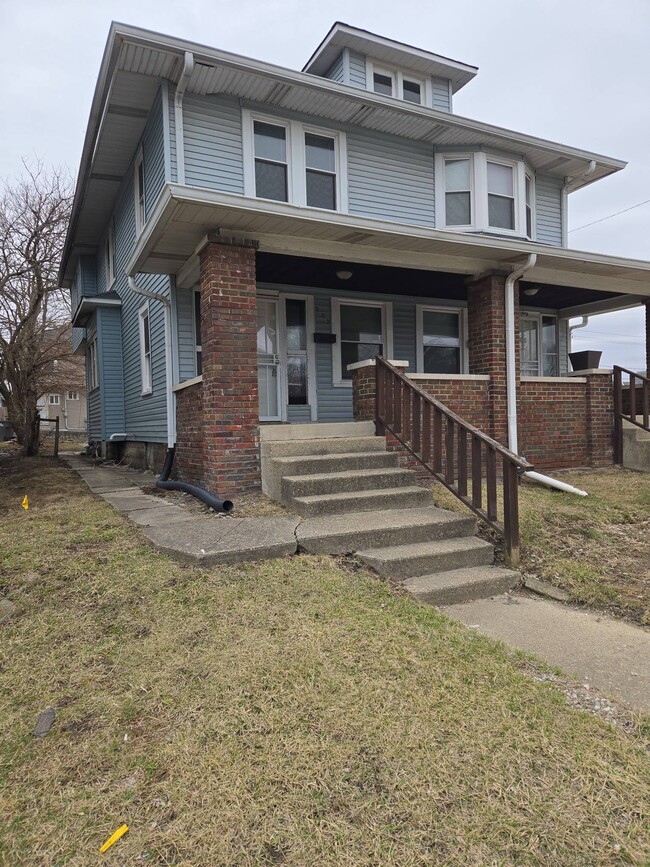 Photo - 303 N State Ave