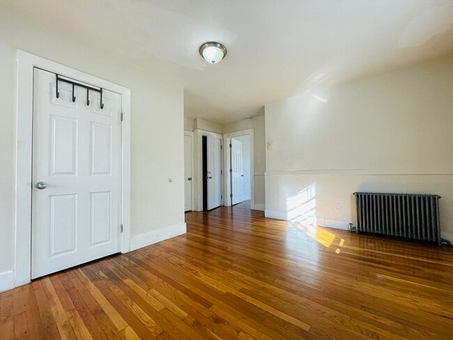 Photo - 144 School St Unidad 2L