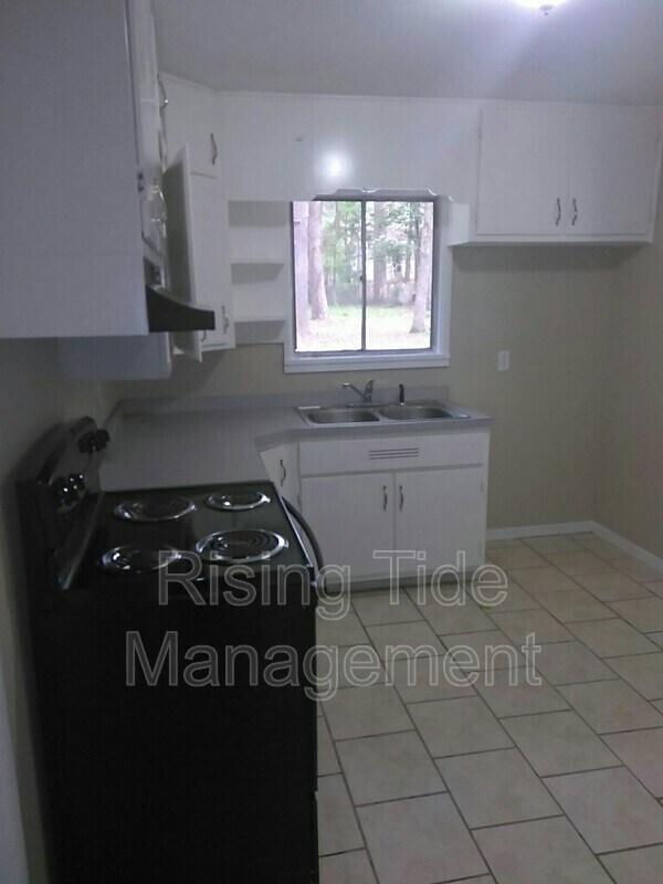 Photo - 1109 Barnisdale Rd