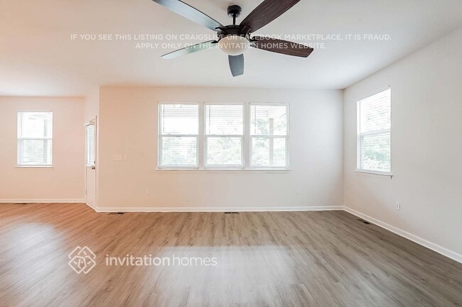 Photo - 2223 Dale View Dr