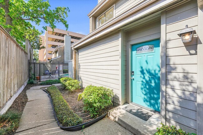 Photo - 2601 Augusta Dr Unit 24