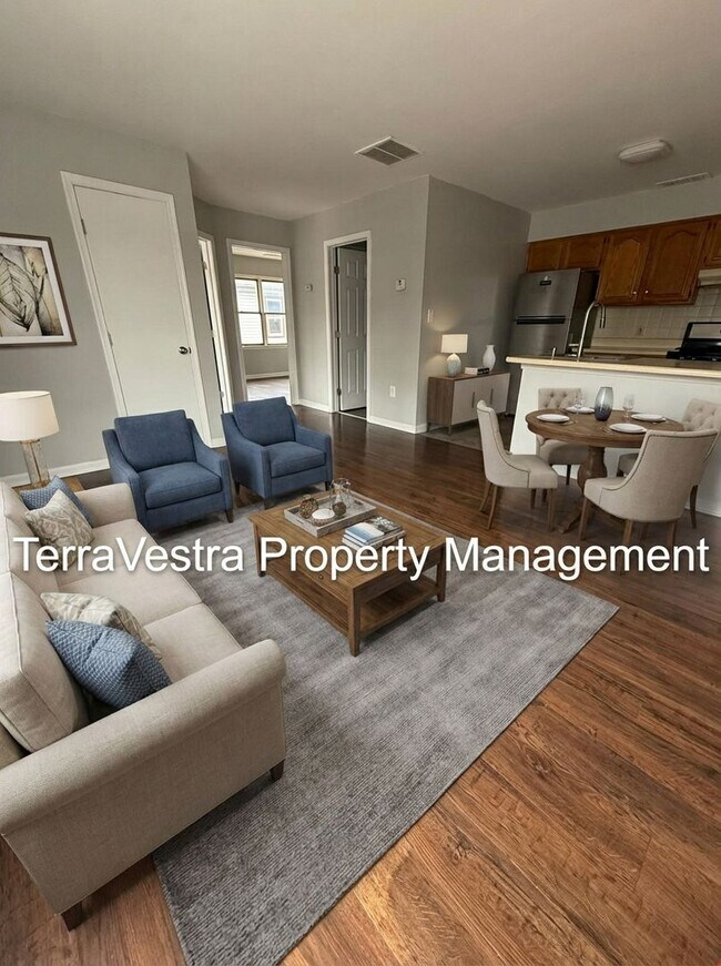 Building Photo - 176 N Broadway Unit 2 (Residential )