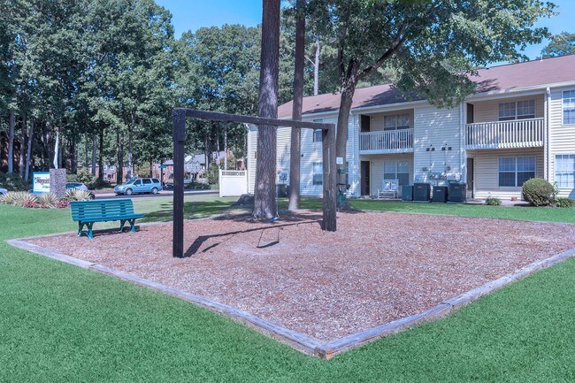 Hidenwood Apartments