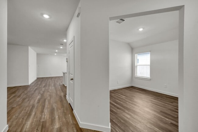 Photo - 647 Delicate Arch Dr