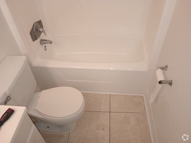 Building Photo - 4037 E Michigan St Unit 4037 e. Michigan St Rental