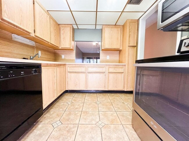 Photo - 5939 Forest Hill Blvd Unit 203