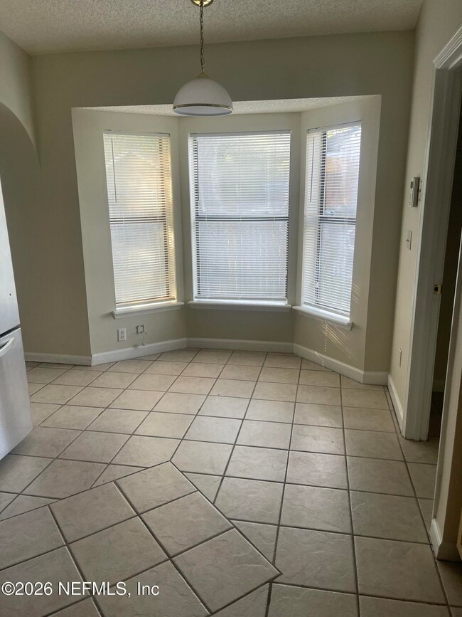 5058 Acre Estates Dr