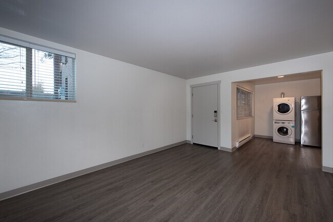 Photo - 6714 Greenwood Ave N Unidad 2