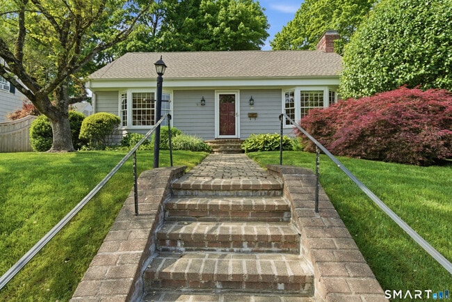 Building Photo - 24 Highbrook Rd