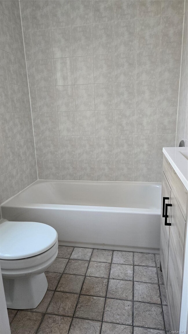 Photo - 91 Wyman Ave Unidad 1st Floor Rear - Apt #2