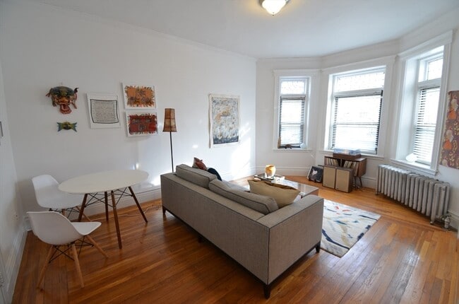 Photo - 1109 Boylston St Unidad 1