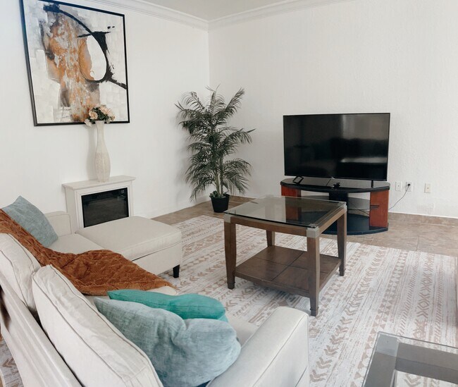 Photo - 654 Haven Pl Unidad 654