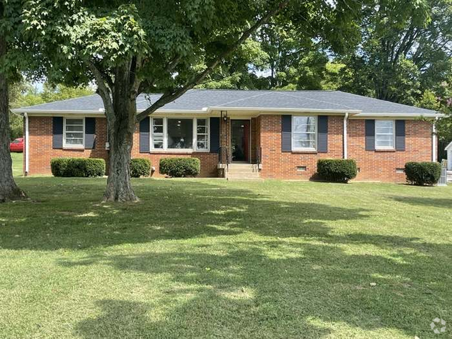 Building Photo - 10515 Lebanon Rd Rental