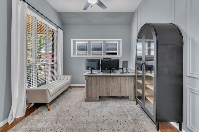 Photo - 6548 Fairview Dr