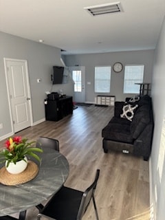 Photo - 2611 Carsten Ave