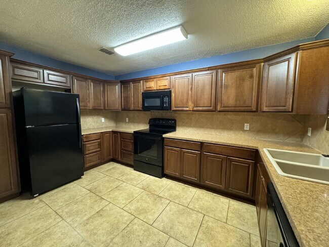 Photo - Beautiful duplex in South Lubbock