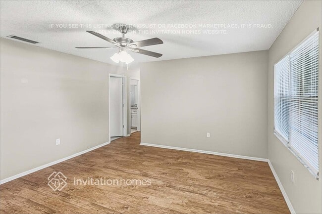 Photo - 7257 56th Ave N